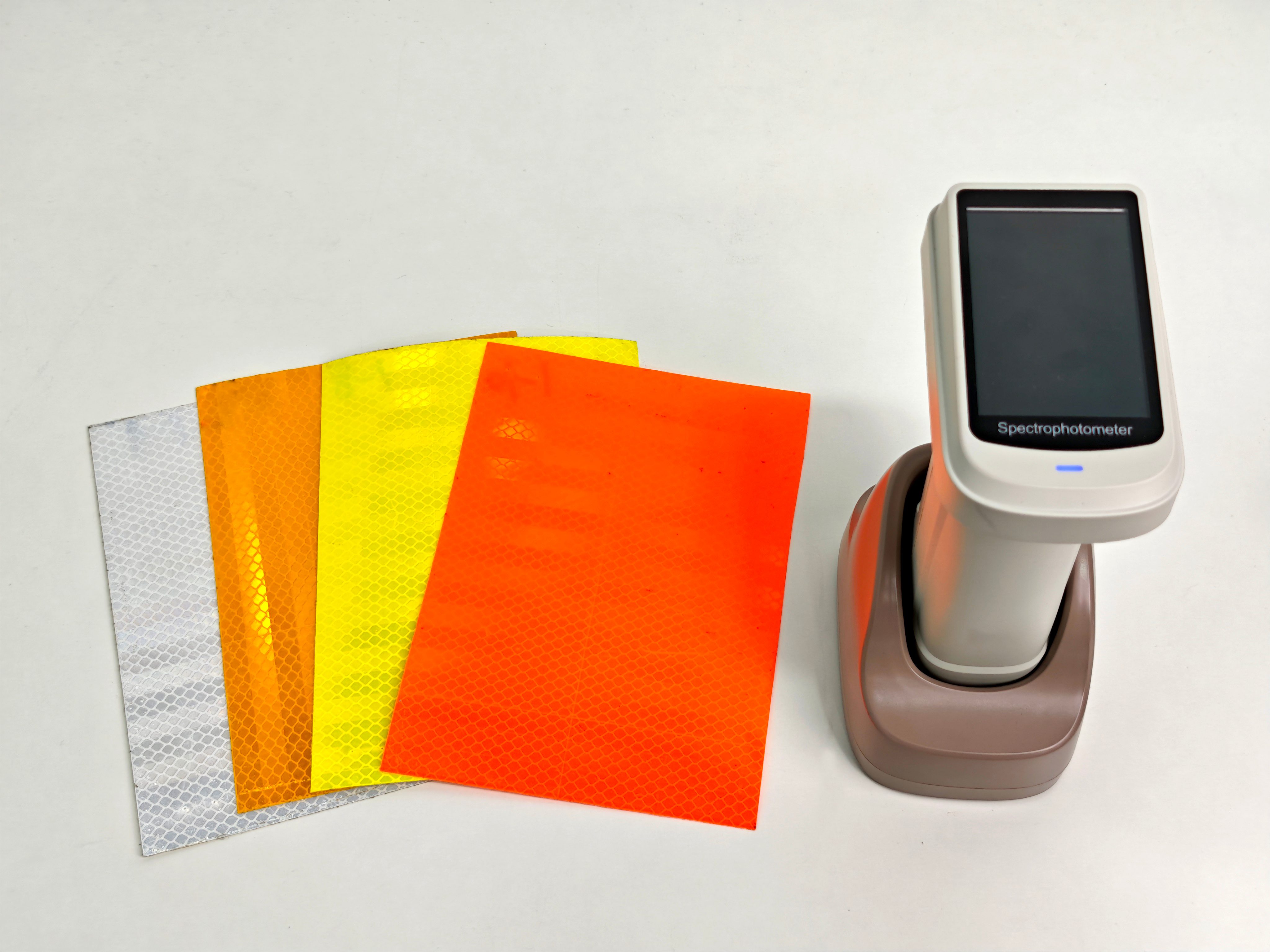 彩谱DS-700C-3便携式分光测色仪